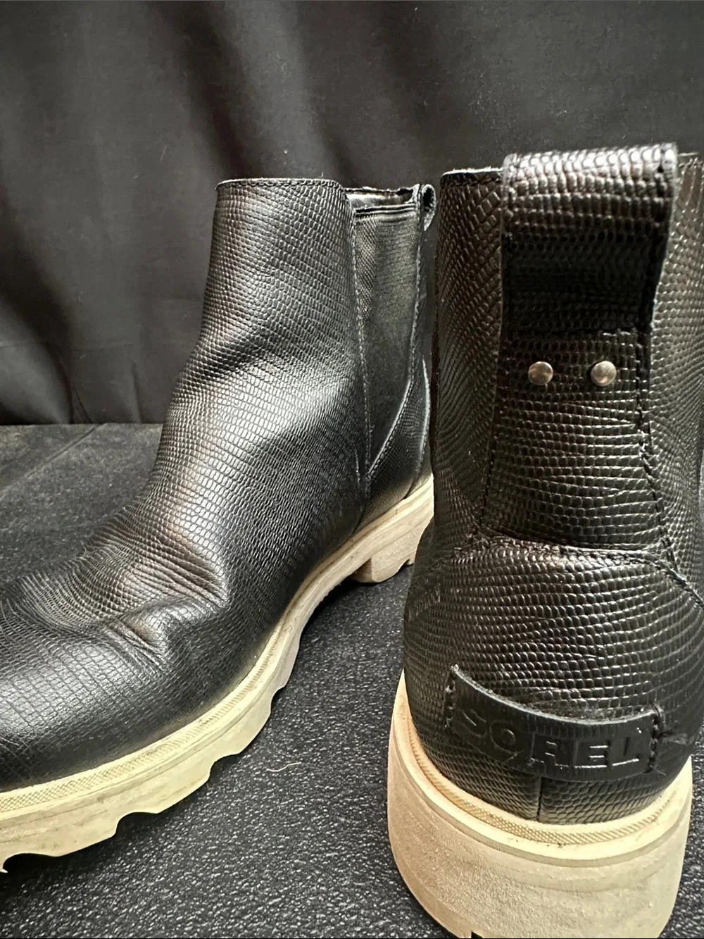 Sorel Black weatherproof boots size Woman’s 11